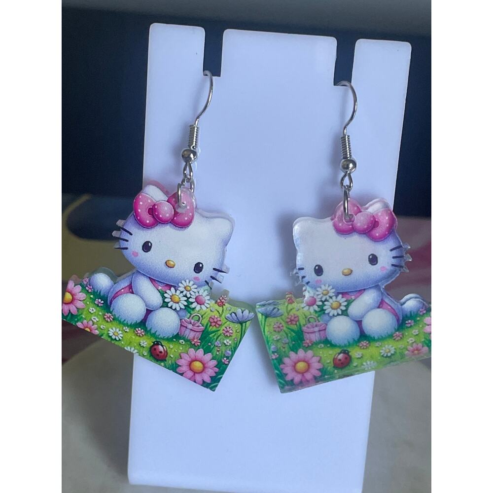 Hello kitty earrings